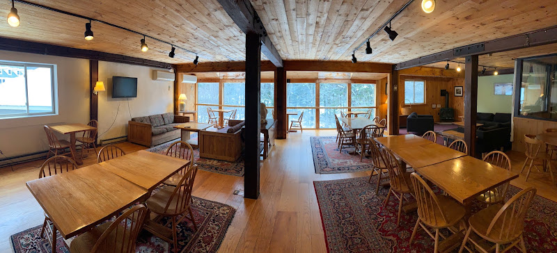 Photo of Snowy Owl Pub